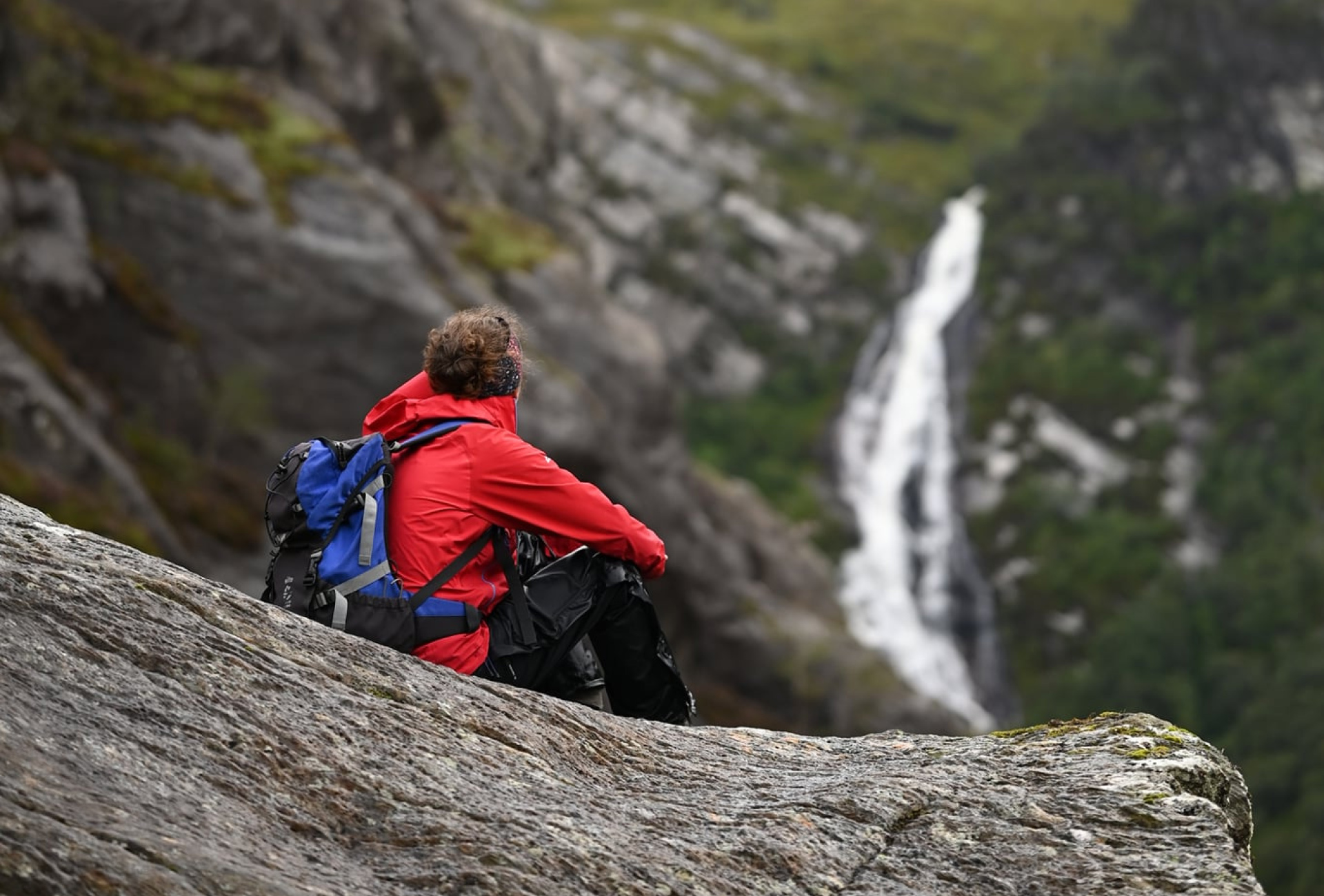 Ali Austin At Steall Falls - David Balharry
