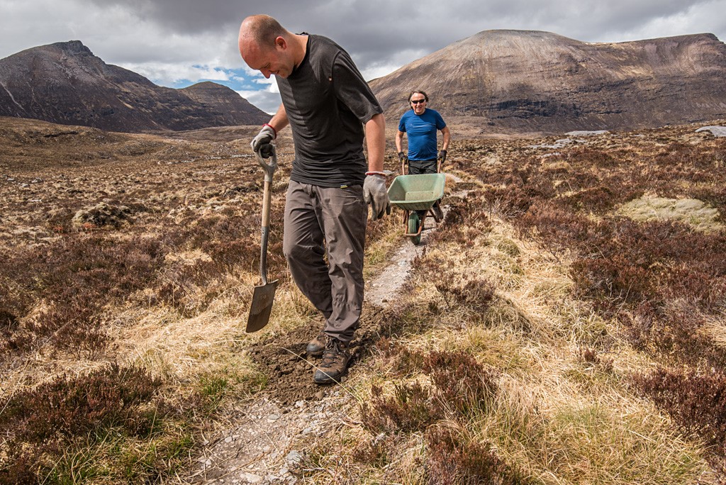 Chris Puddephatt - pathwork volunteers at Quinag May 21