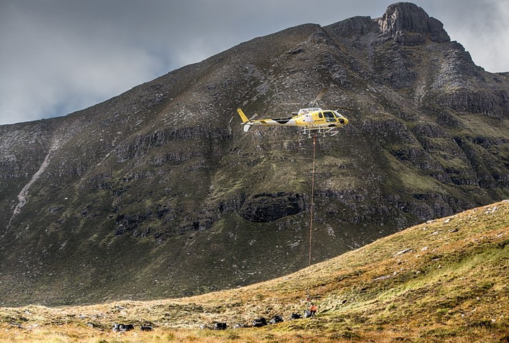 Quinag Helicopter lift Sept 2021 - Chris Puddephatt