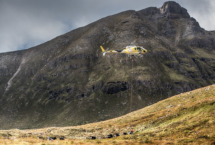 Quinag Helicopter lift Sept 2021 - Chris Puddephatt