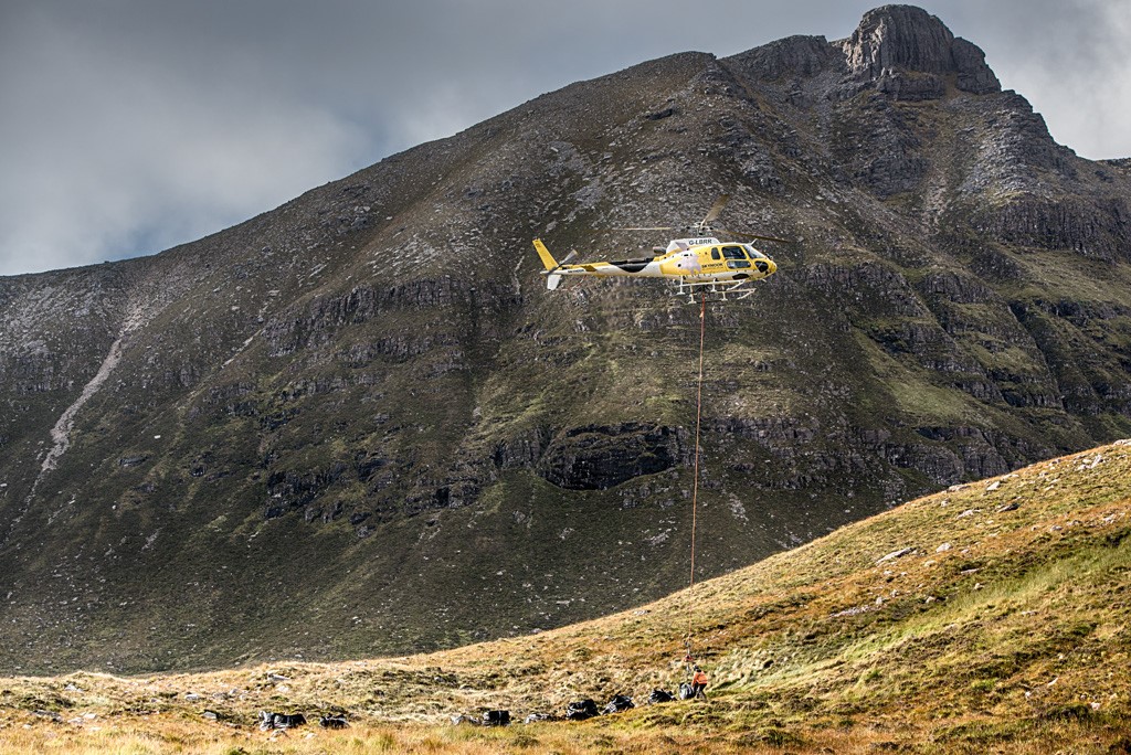 Quinag Helicopter lift Sept 2021 - Chris Puddephatt