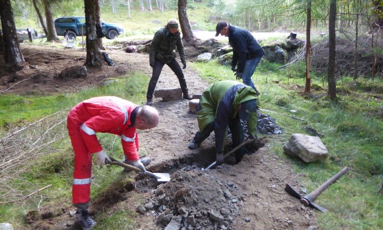 Local members volunteer at Balmoral