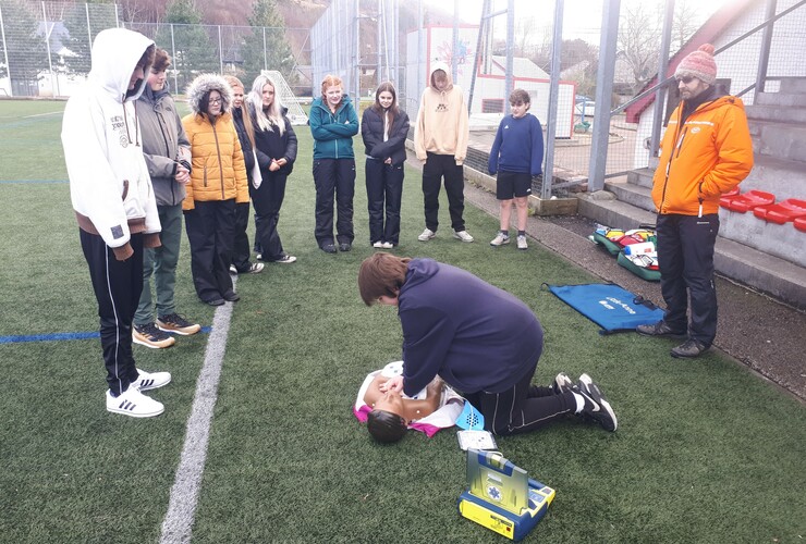 Ullapool Junior Rangers learn First Aid