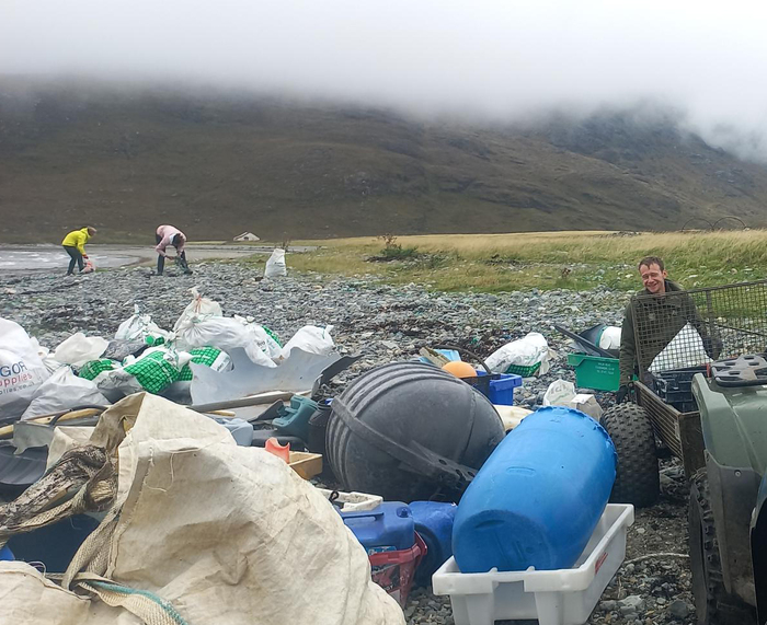 Ben Smith beach clean 6