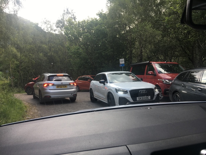 Nevis - traffic jam at Steall Gorge